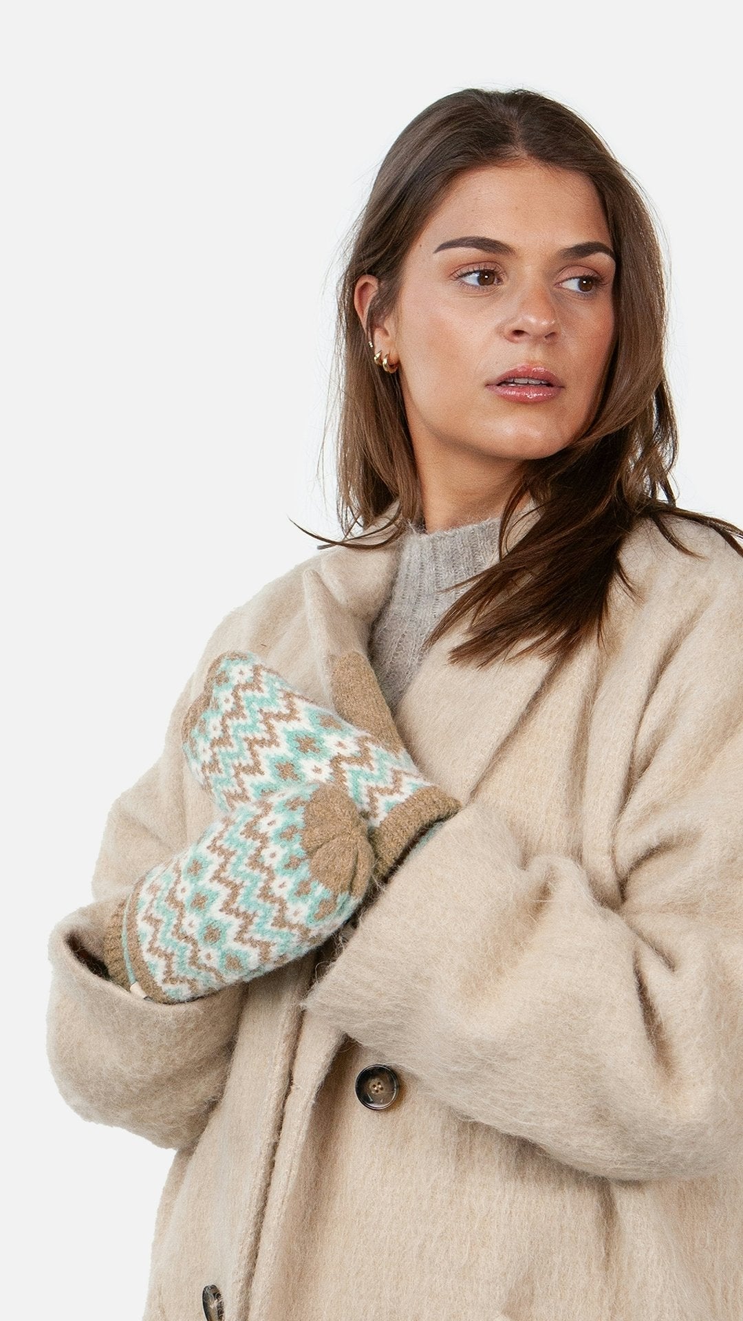 Nakarah Mitts (Beige Light Brown)