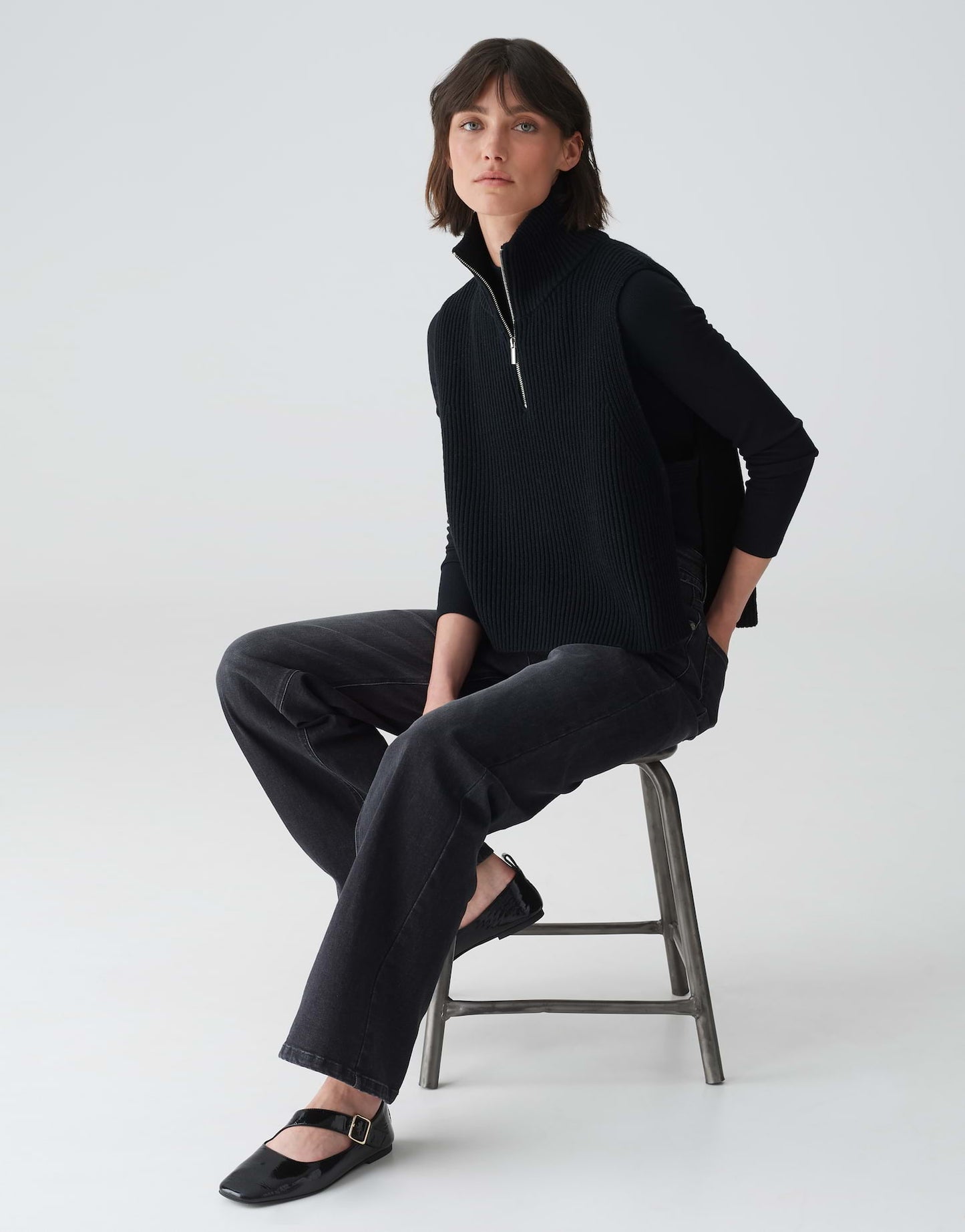 Abibo cape (Black)