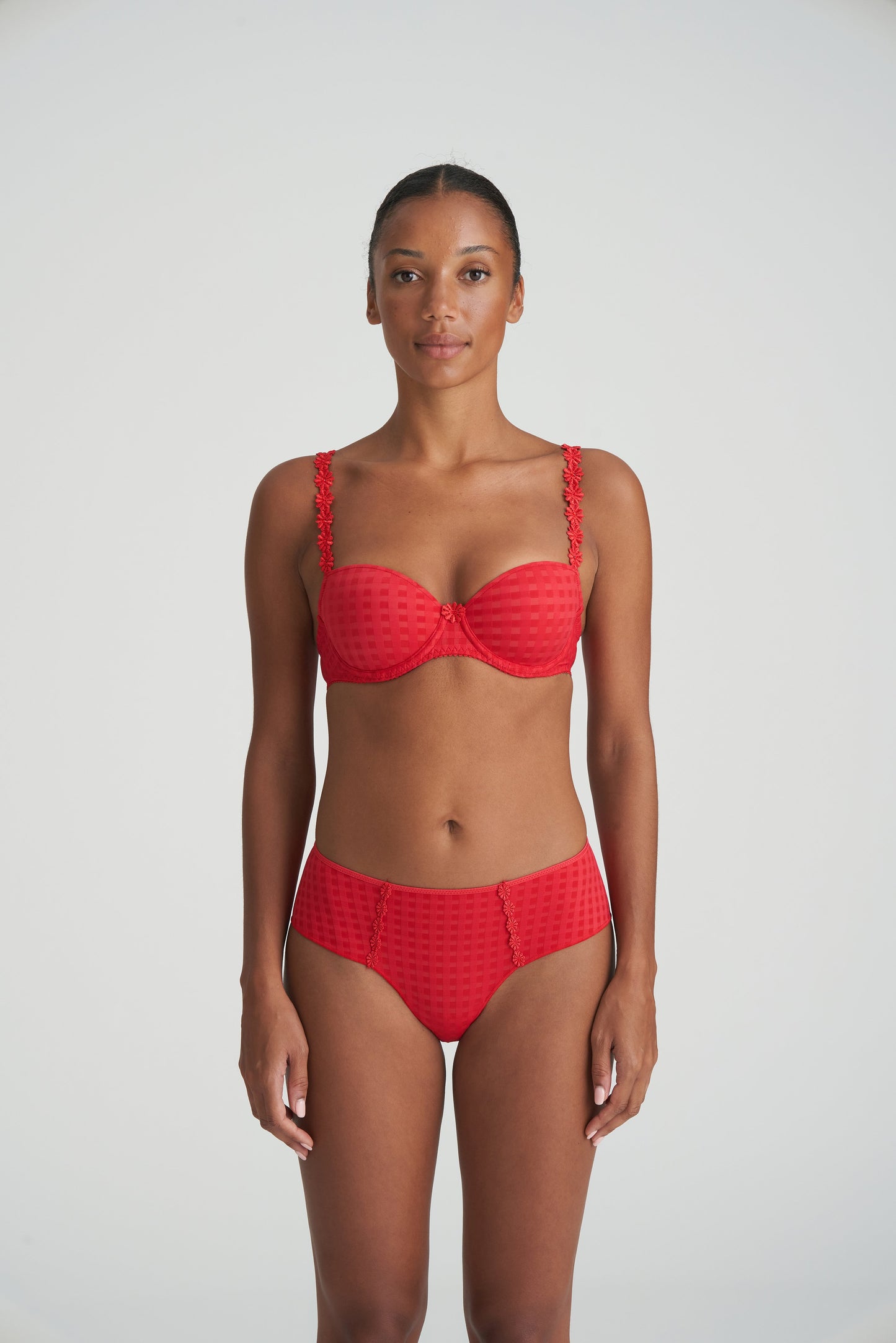 AVERO scarlet Hotpants (Sca)
