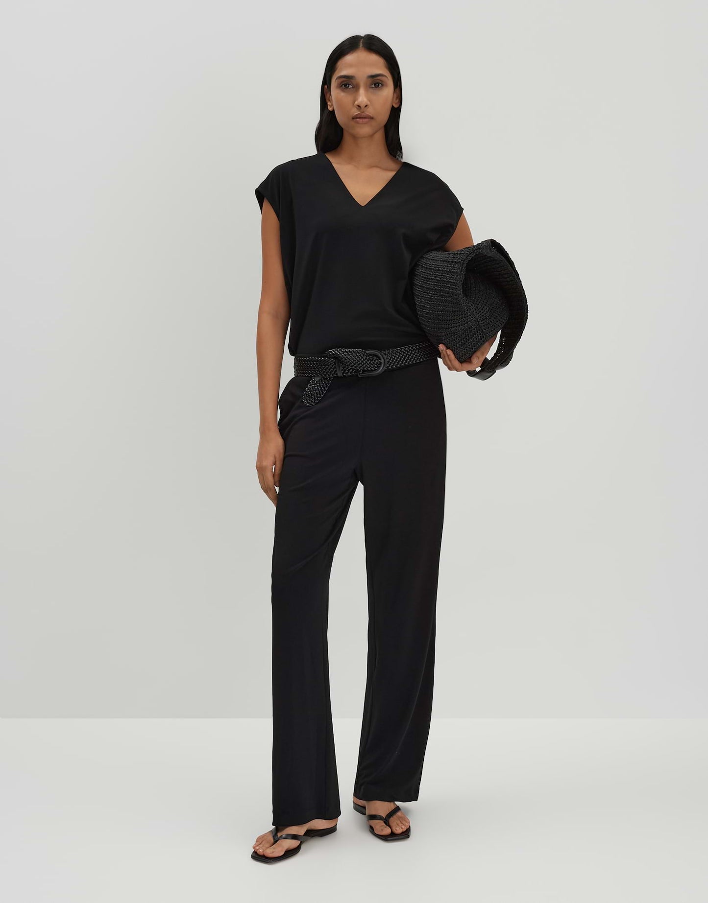 Celaria (Black)