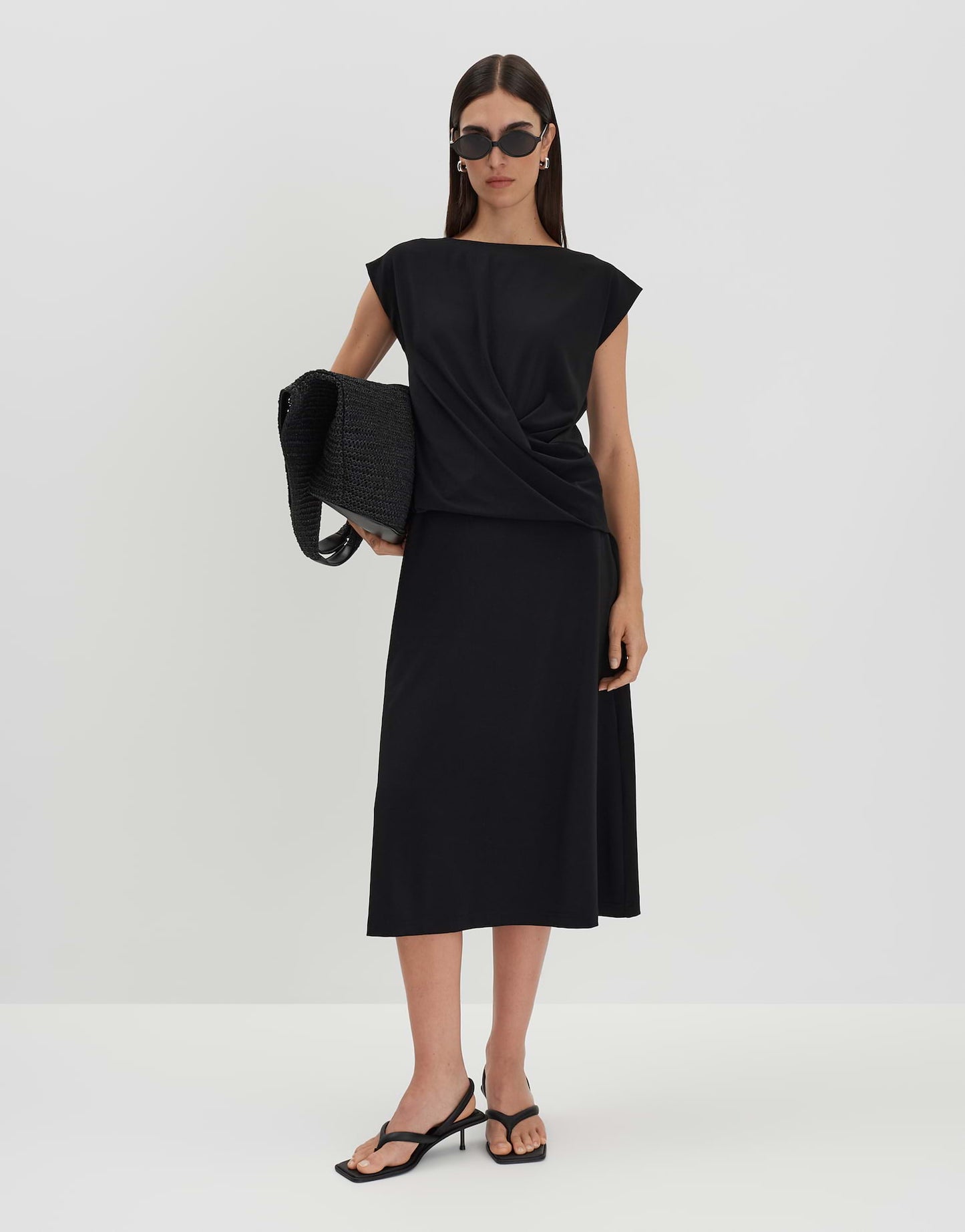 Ocela (Black)