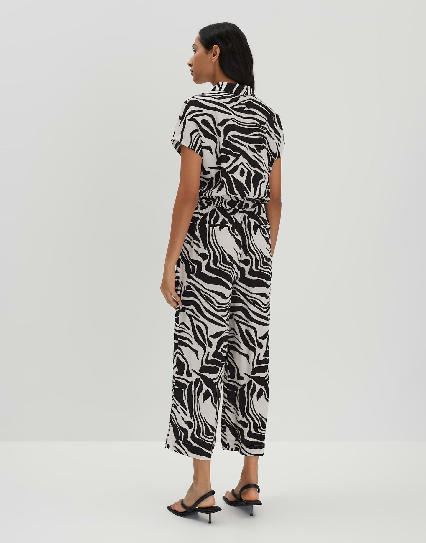 Cetara (Black)