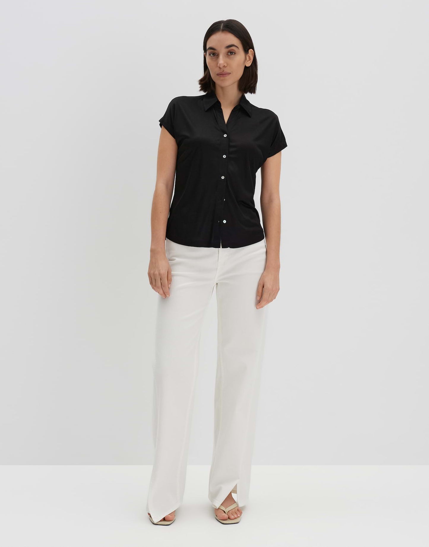 Kedina (Black)