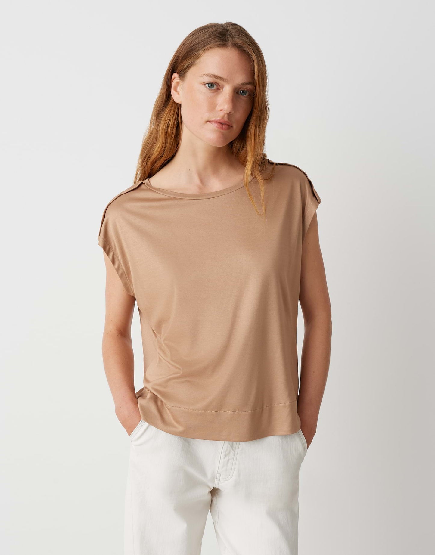 Sestern (Creamy Camel)