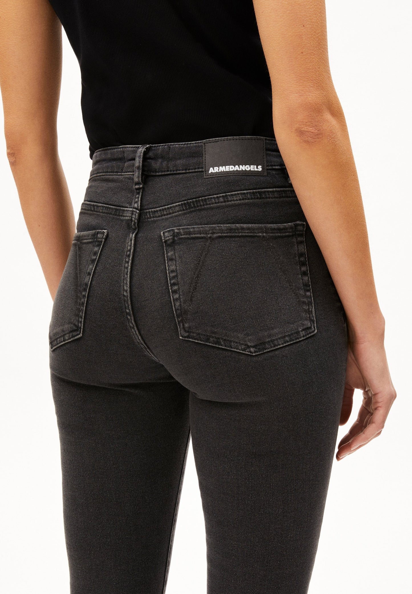 Tillaa (True Black Wash)