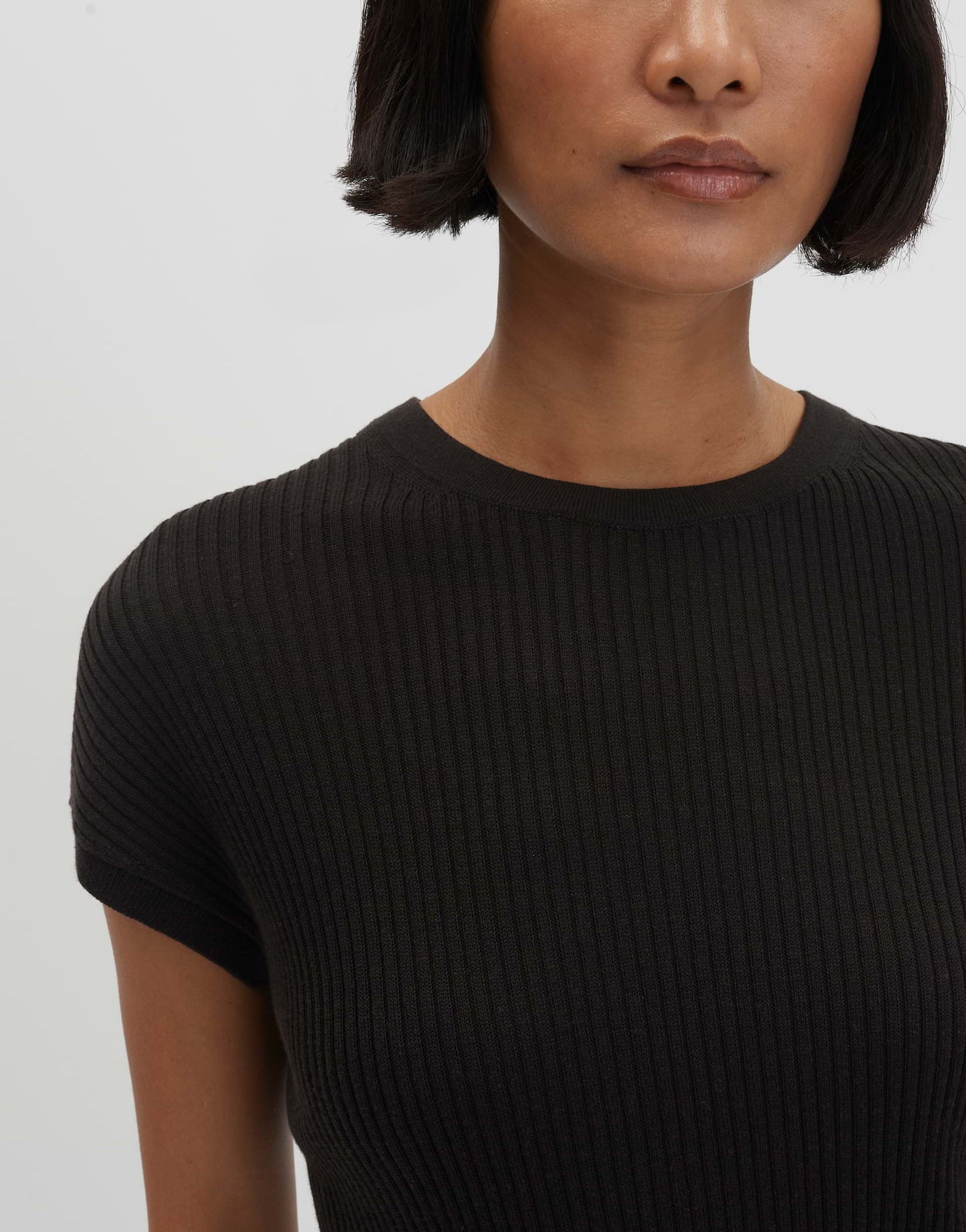 Tianna (Dark Truffle)