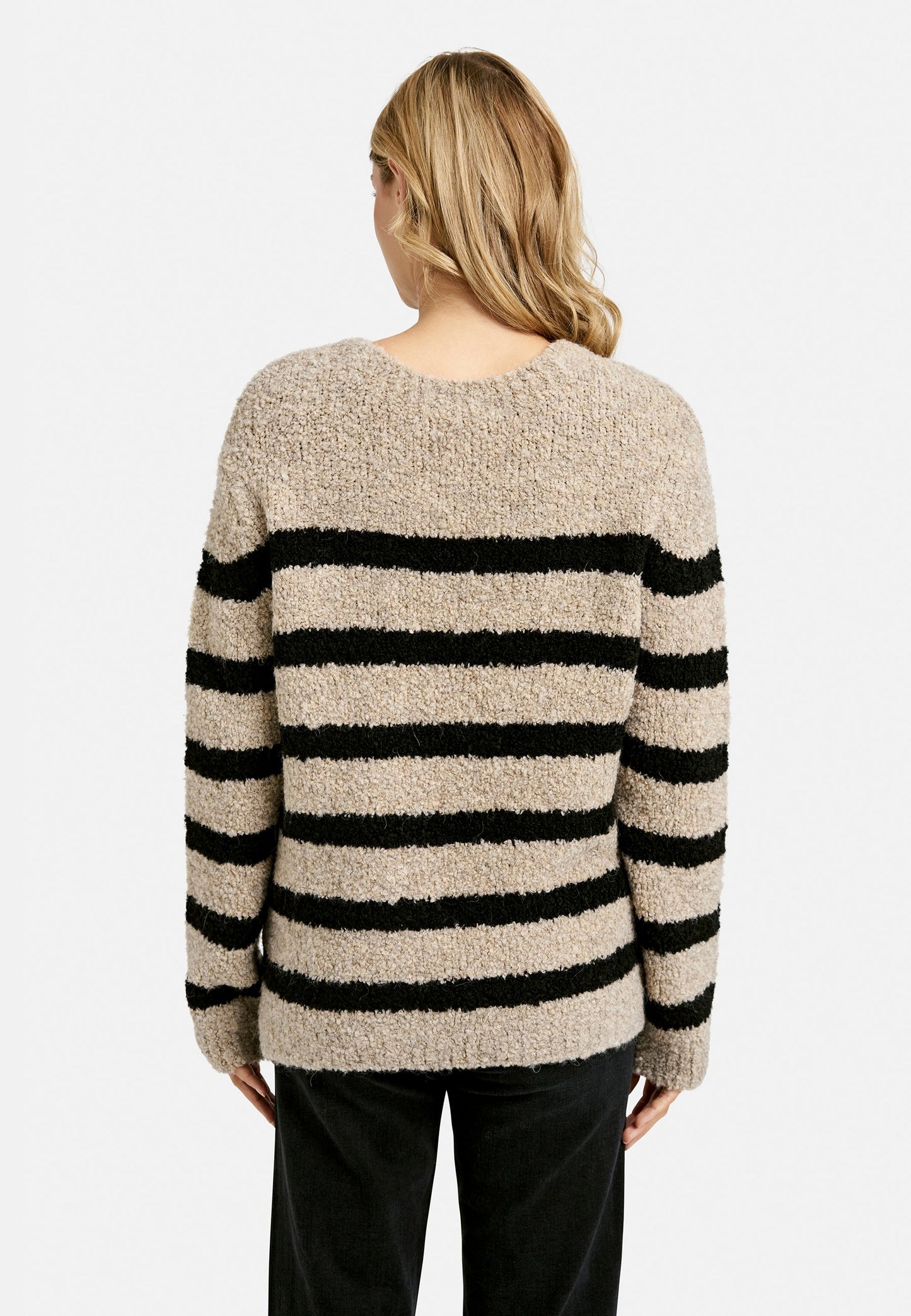Stripe round neck Knit (Cappuccino Prin)