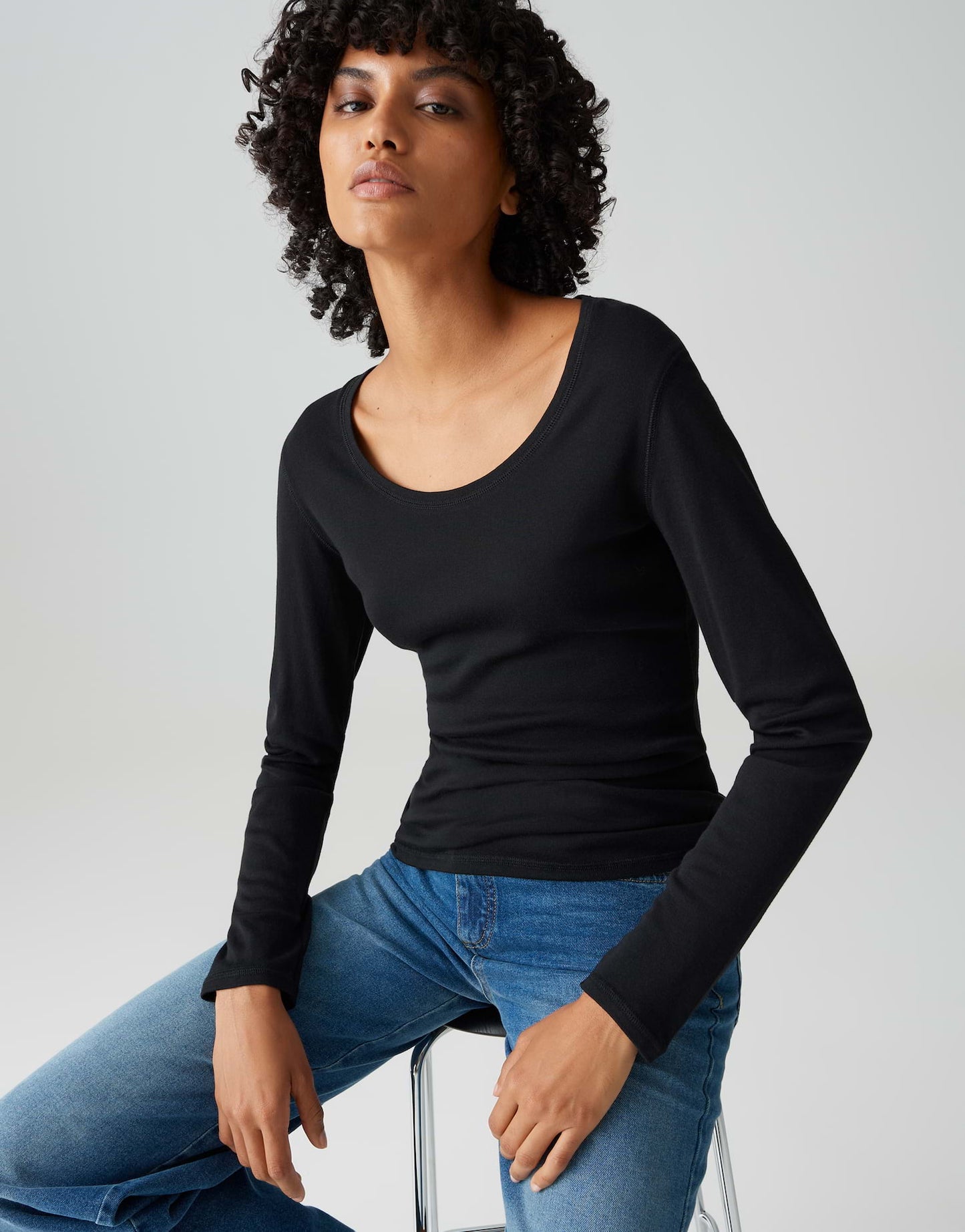 Sorana (Black)