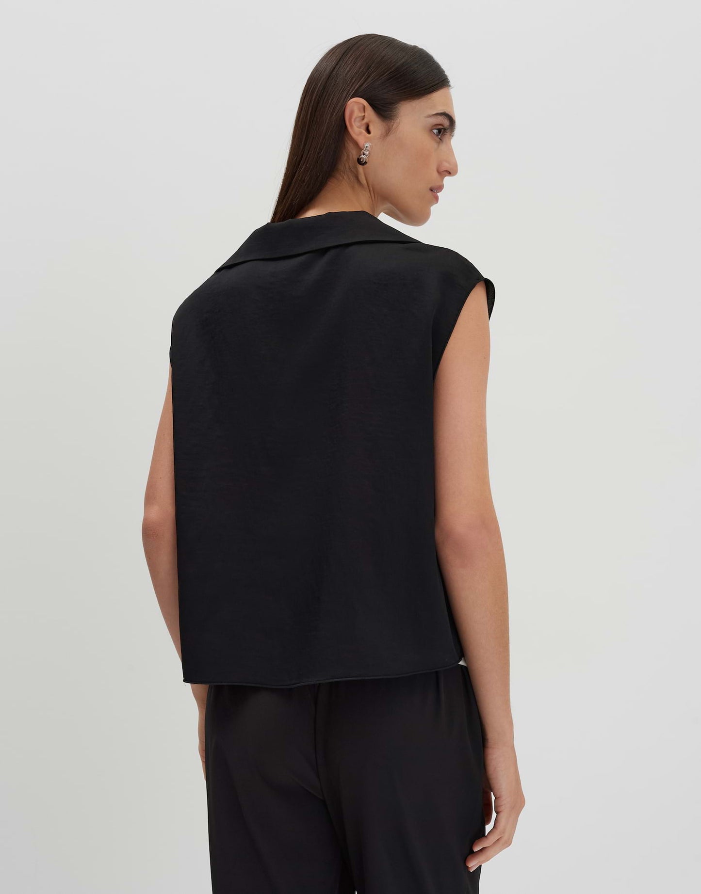Zlaya (Black)