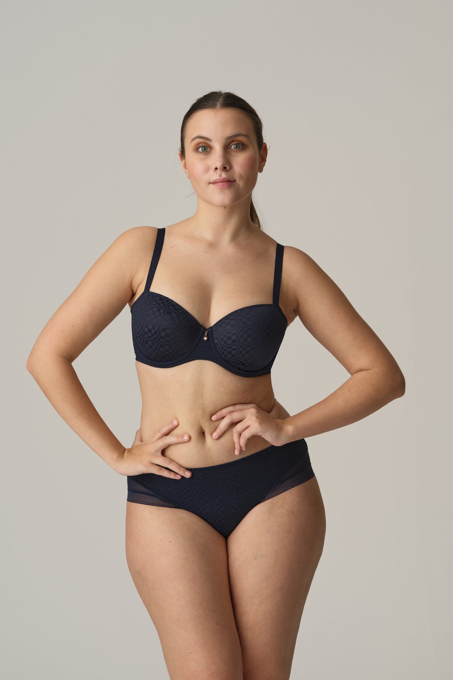 YELAPA Majestic Blue Hotpants (Maj)