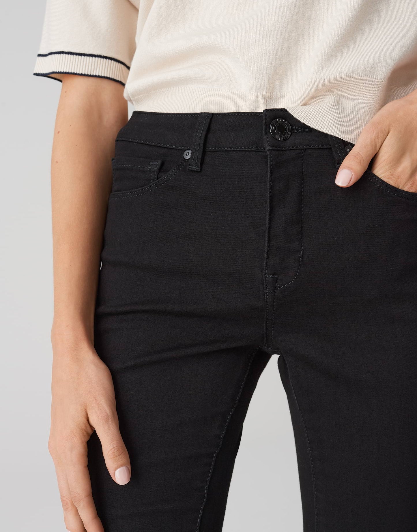 Elma black (Black)