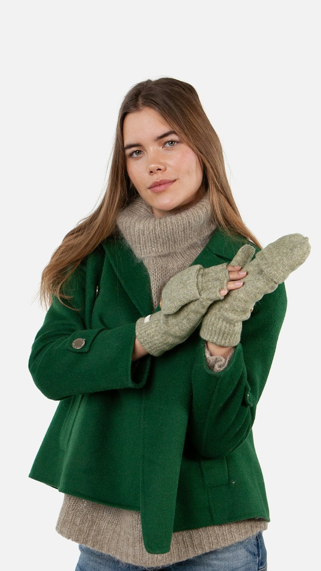 Kirinda Bumgloves (Green Pale Army)