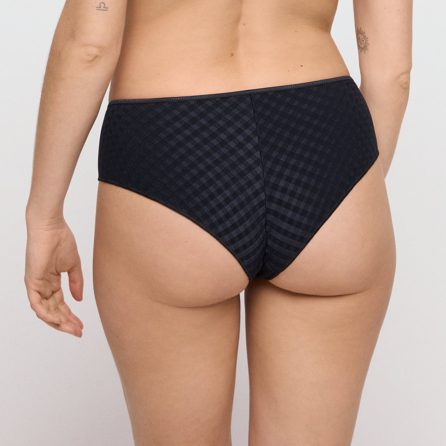 AVERO schwarz Hotpants (Zwa)