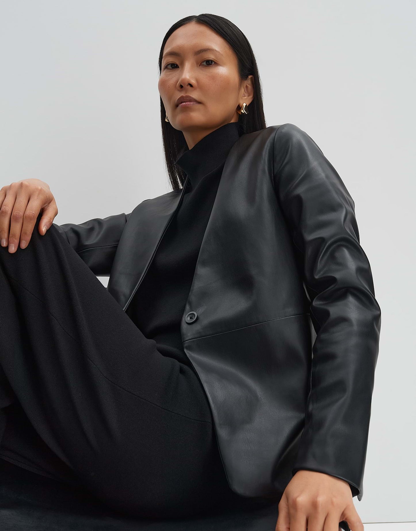 Noebe (Black)
