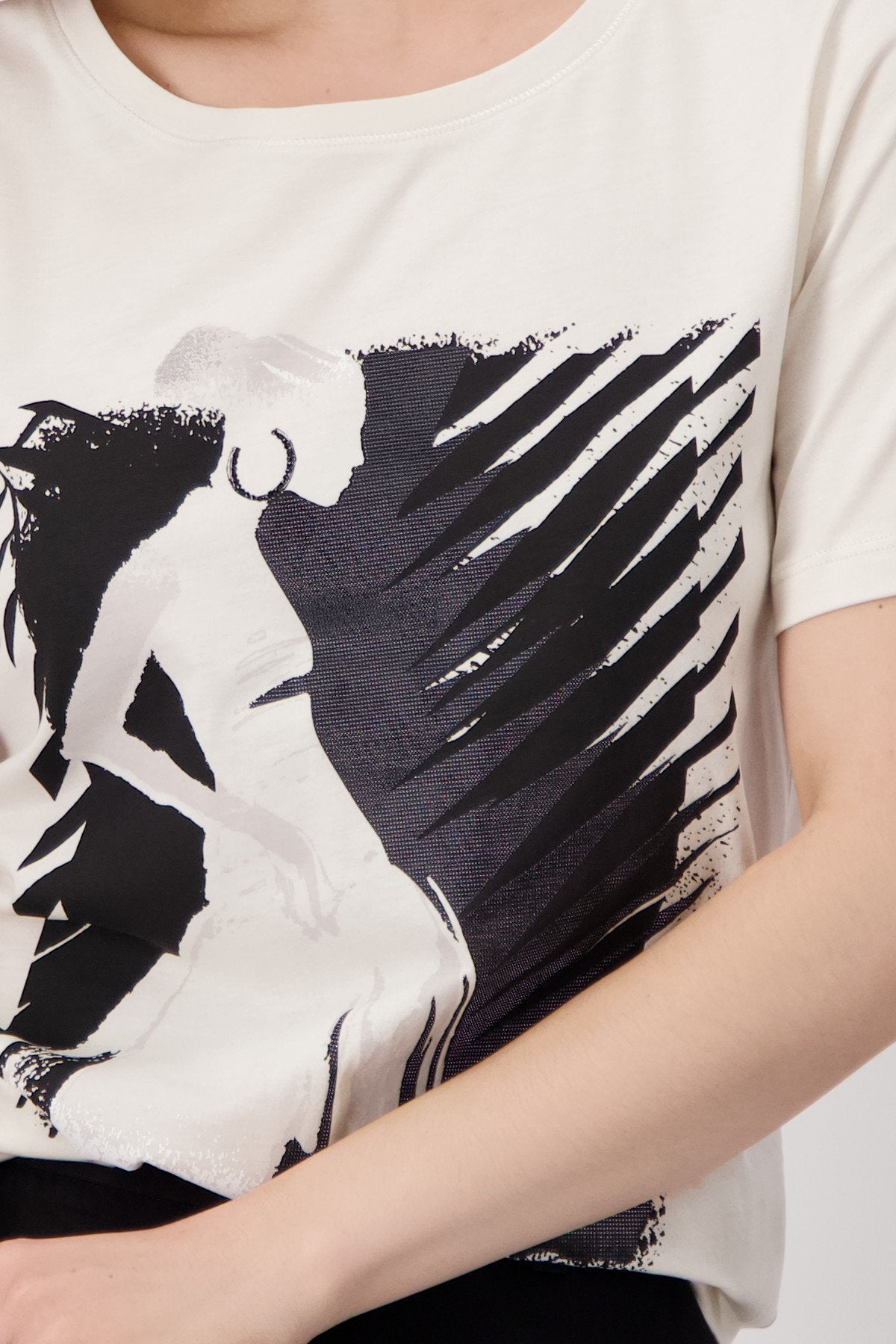 T-Shirt (Seashell)