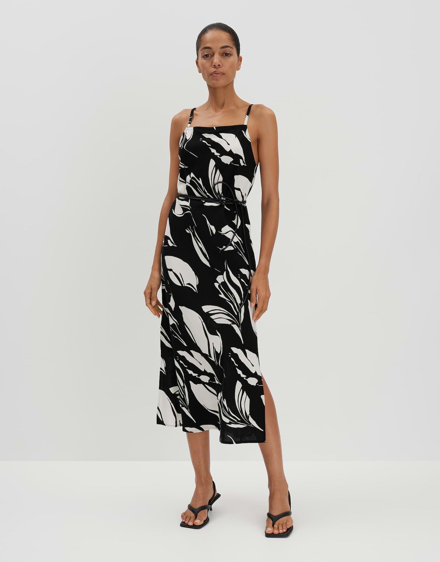 Qualeza floral (Black)