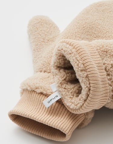 Akadie gloves