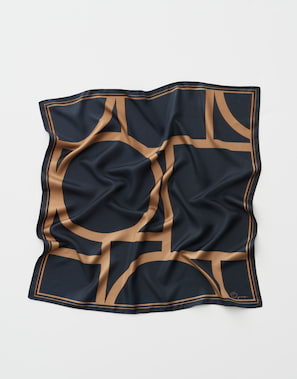 Aditha scarf