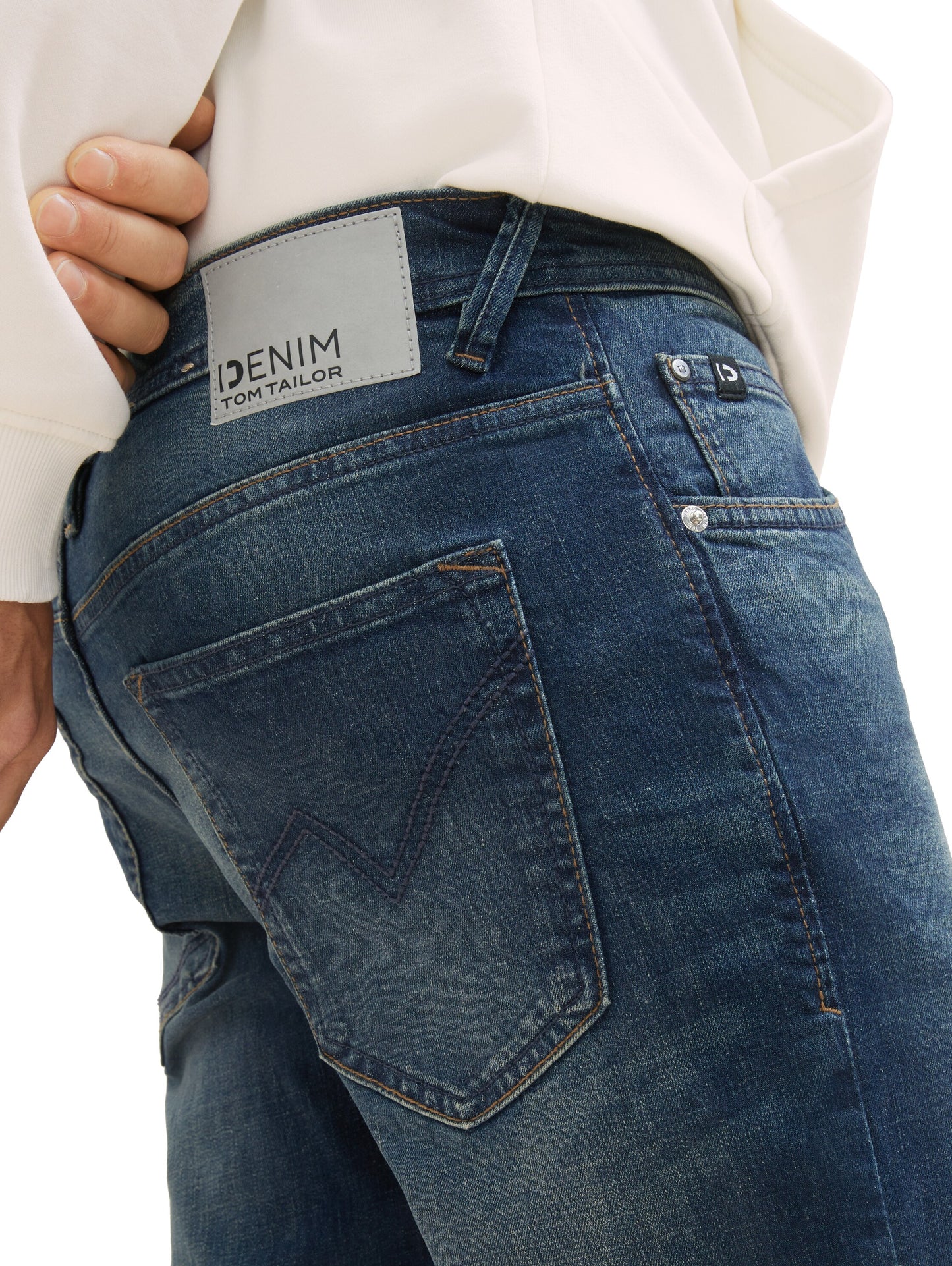 Piers Slim Jeans (Dark Stone Was)
