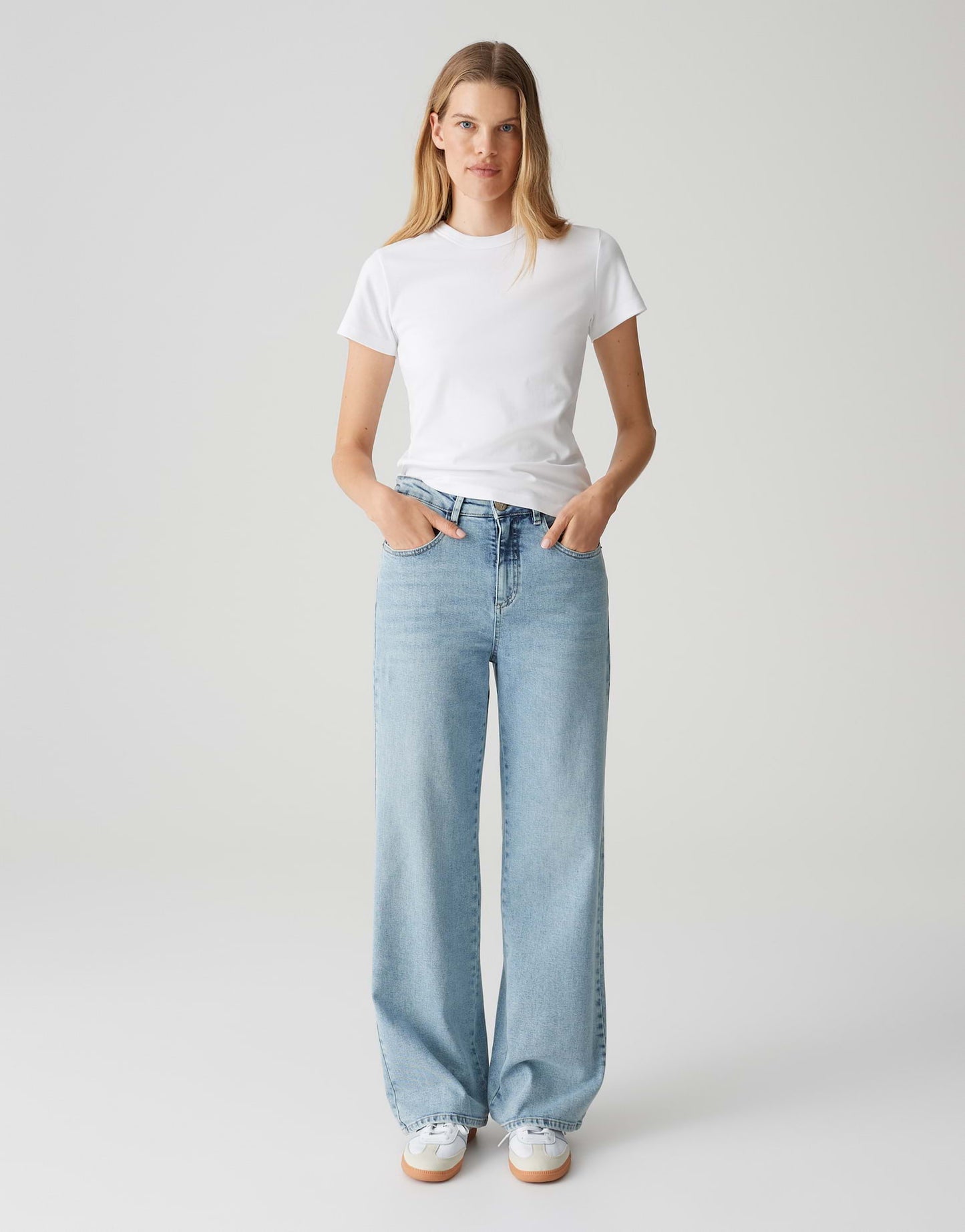 Samun (White)