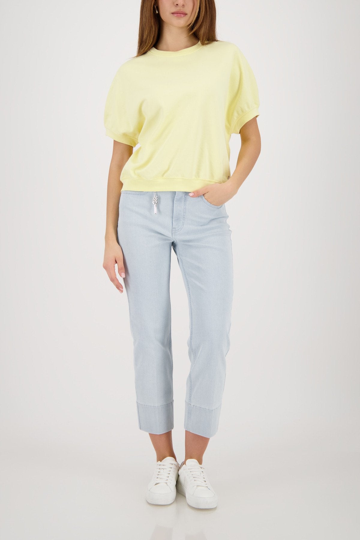 T-Shirt (Pastel Yellow)