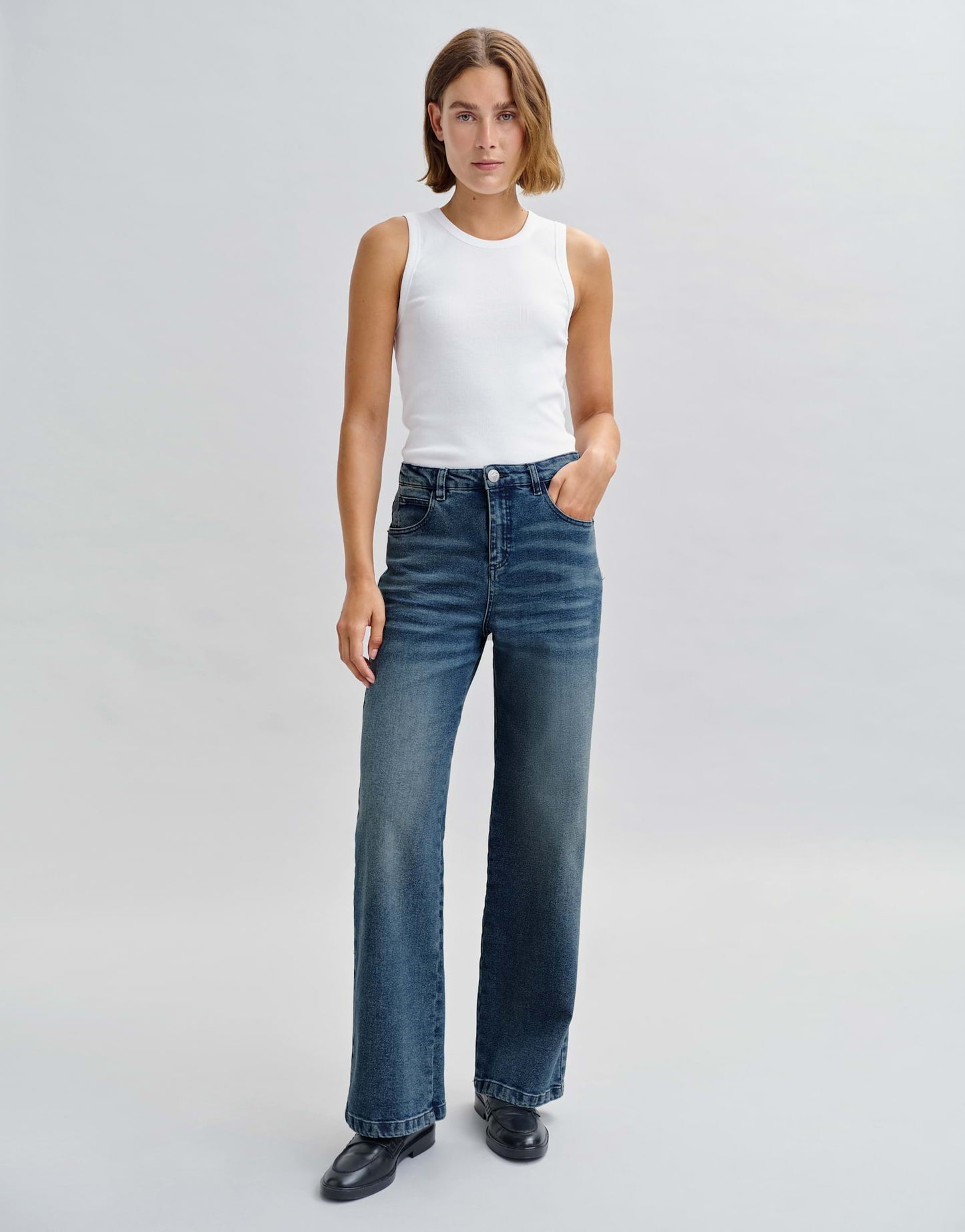 Mivy (Sky Blue Black)