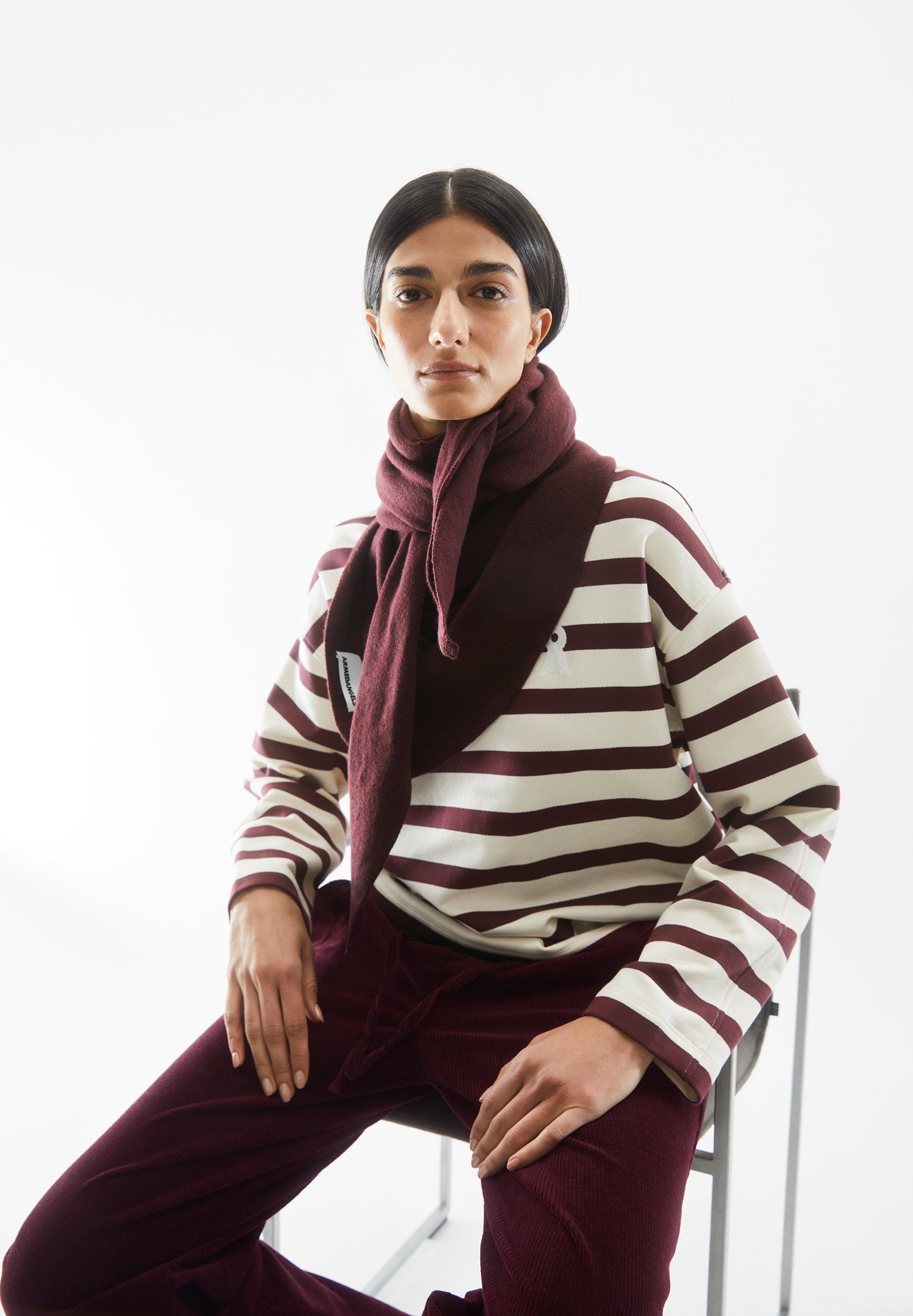 Iconic å Frankaa Bold (Undyed-dark Cra)