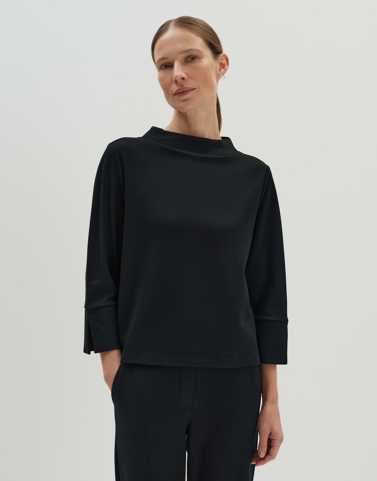 Ubertah (Black)
