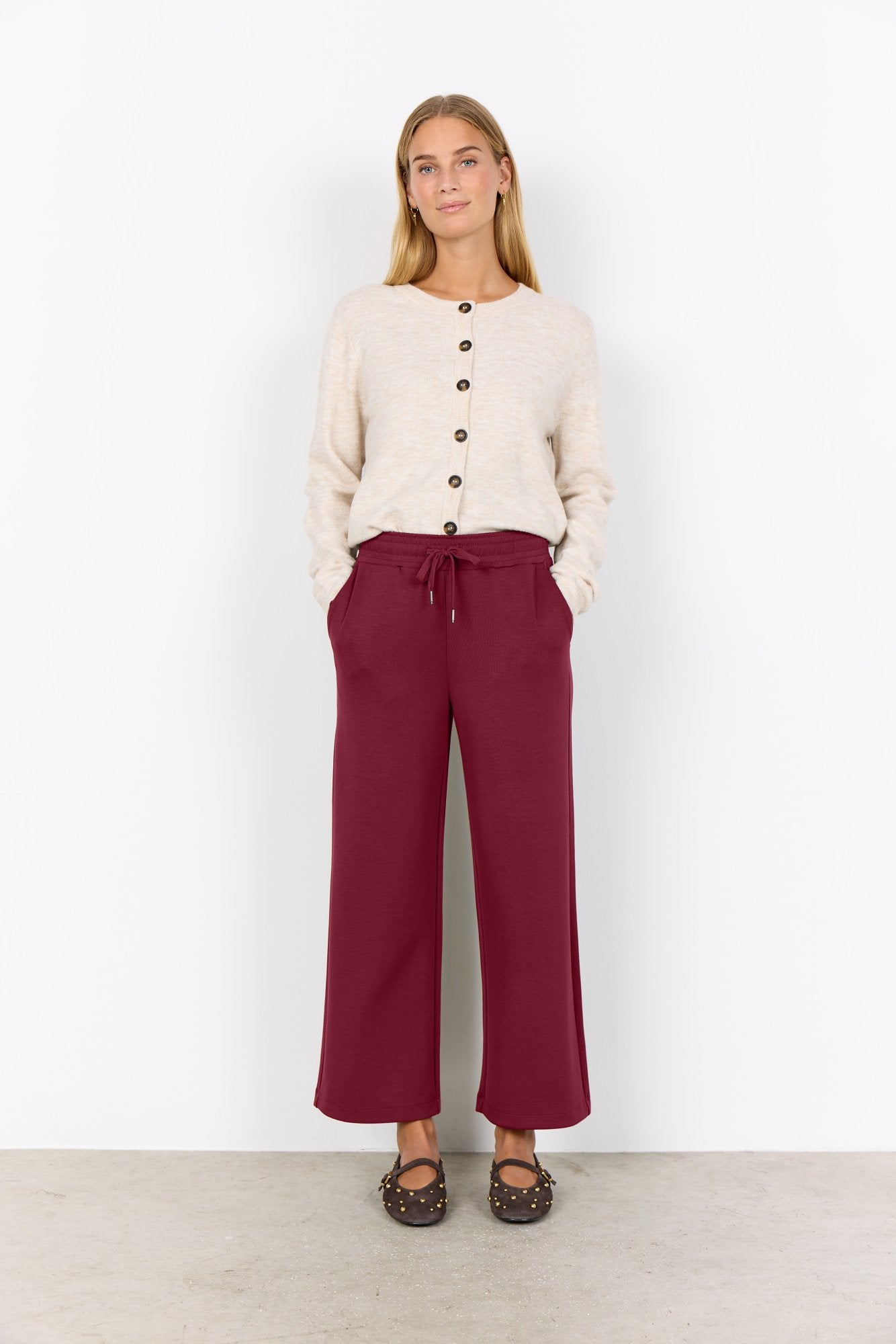 Sc-banu 33 (Dark Red)