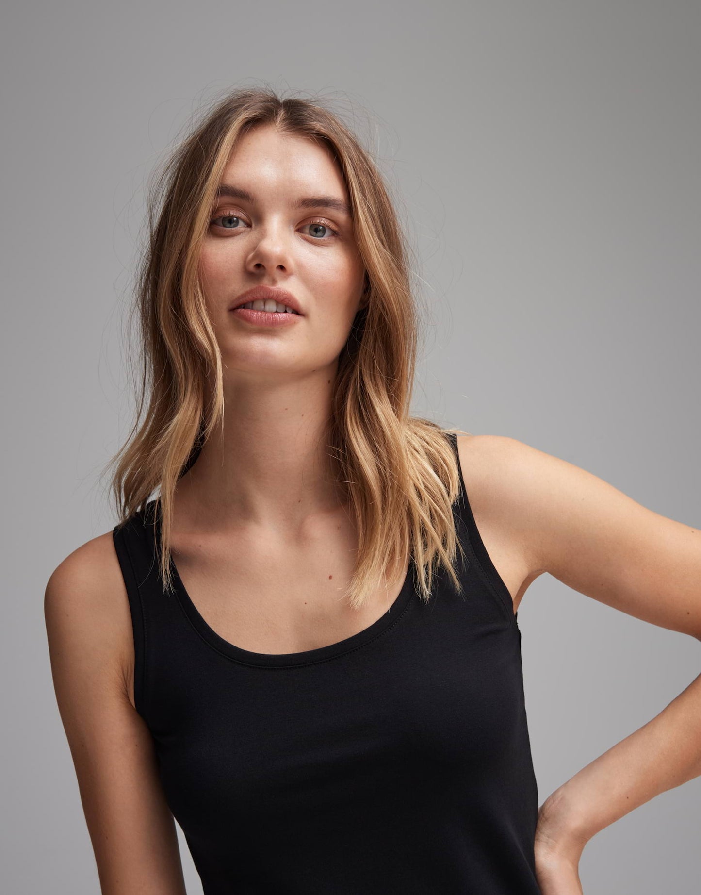 Imilia (Black)