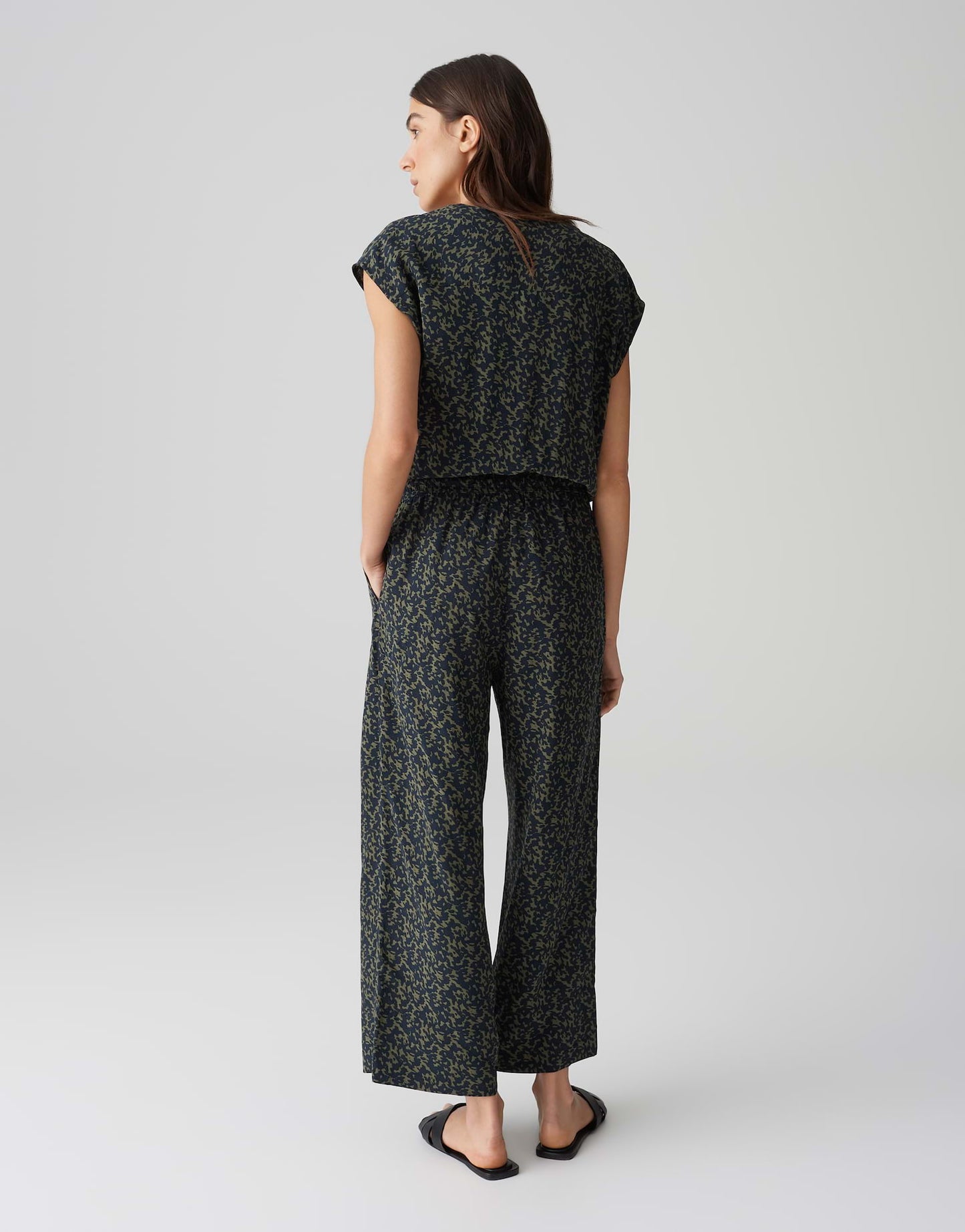 Moneli shadow (Coal Blue)