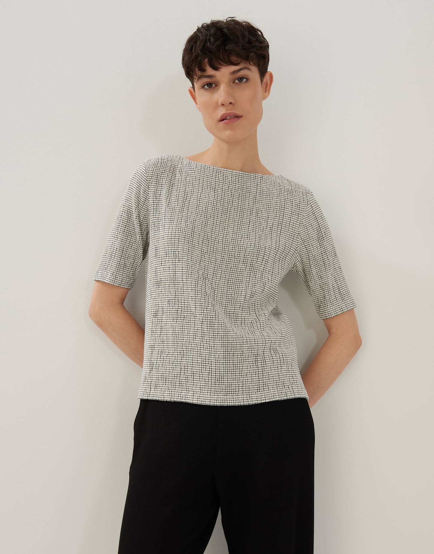 Kaili detail (Black)