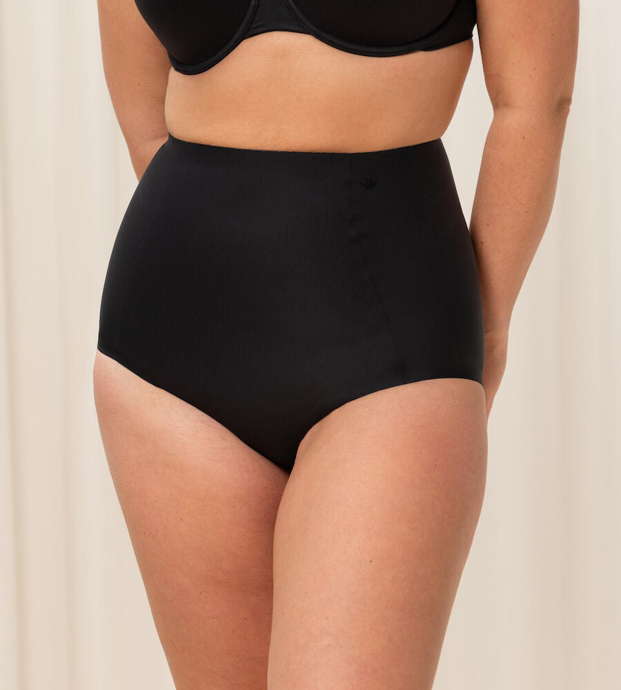 Medium Shaping Series Highwaist Panty (Black)