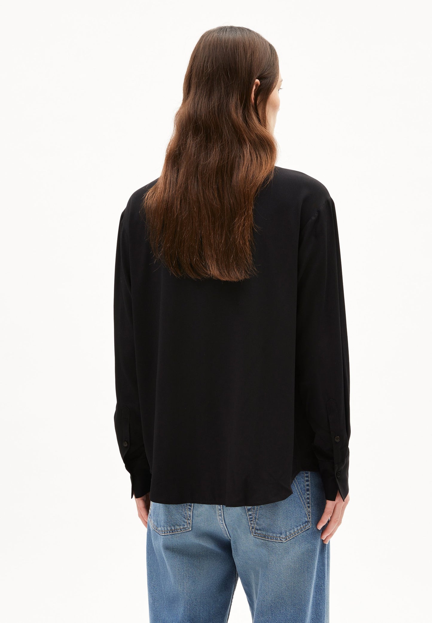 Larisaana Longsleeve (Black)