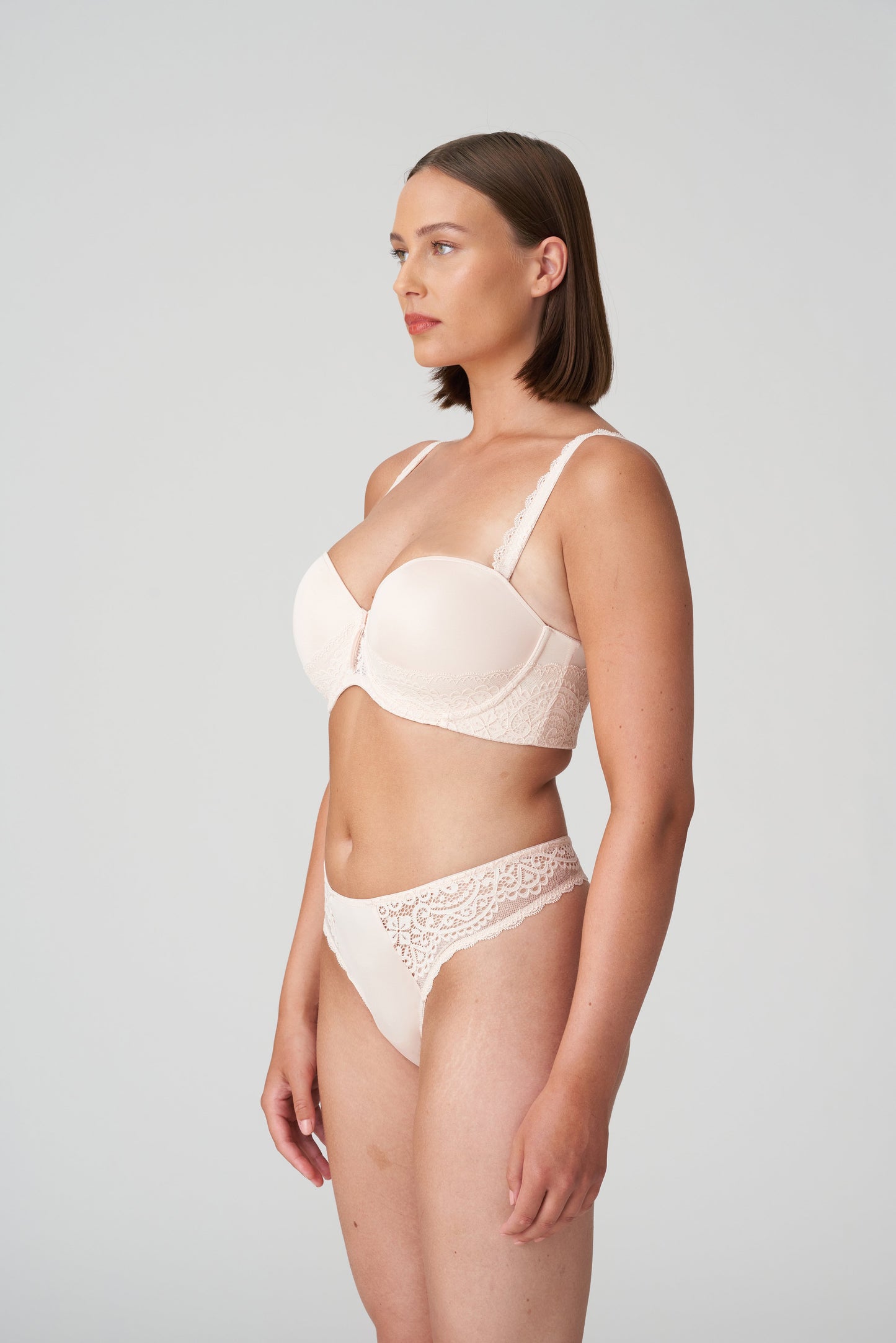 I DO silky tan String (Skt)