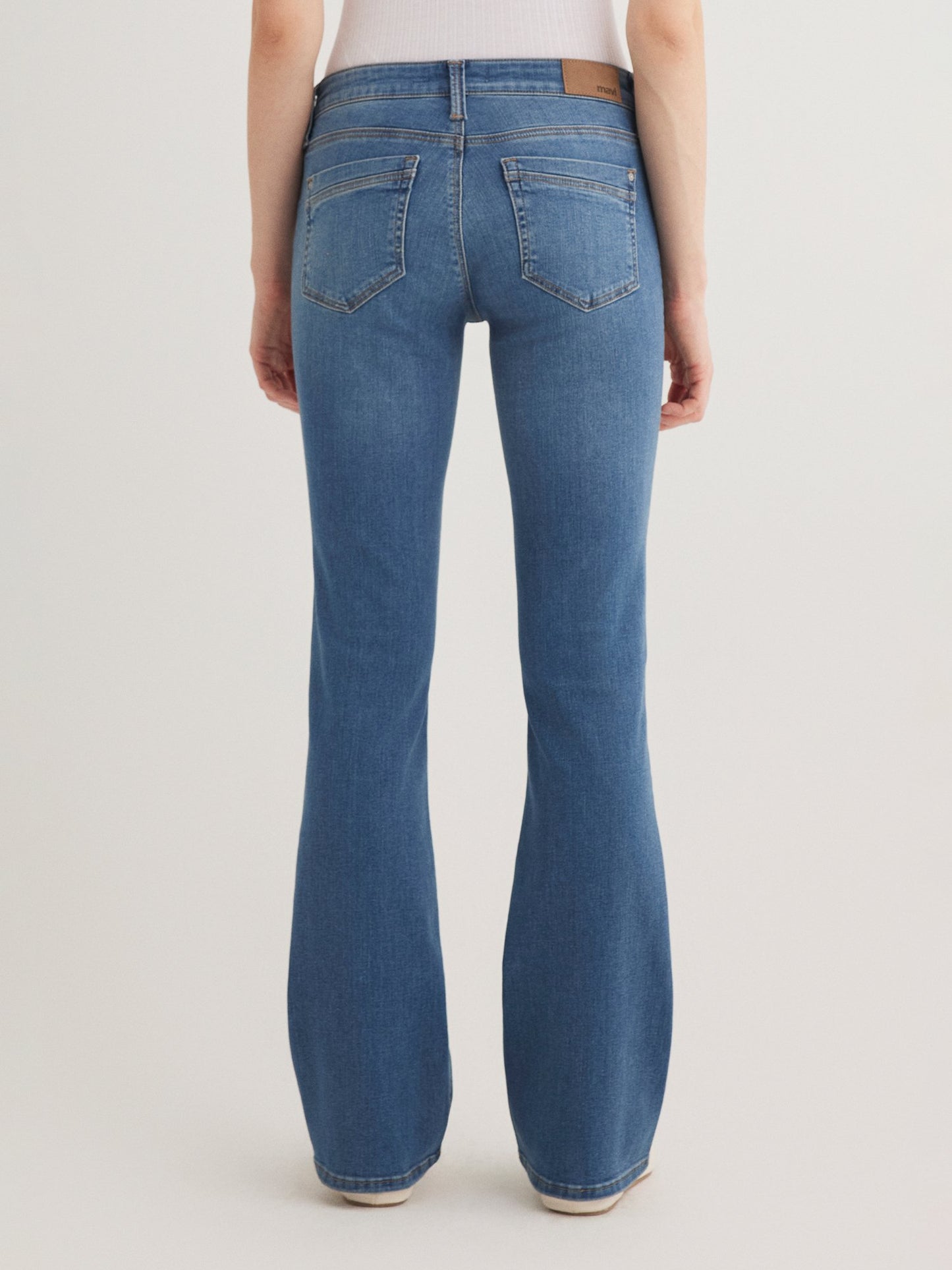 Bella Mid-rise (Dark Brushed V)