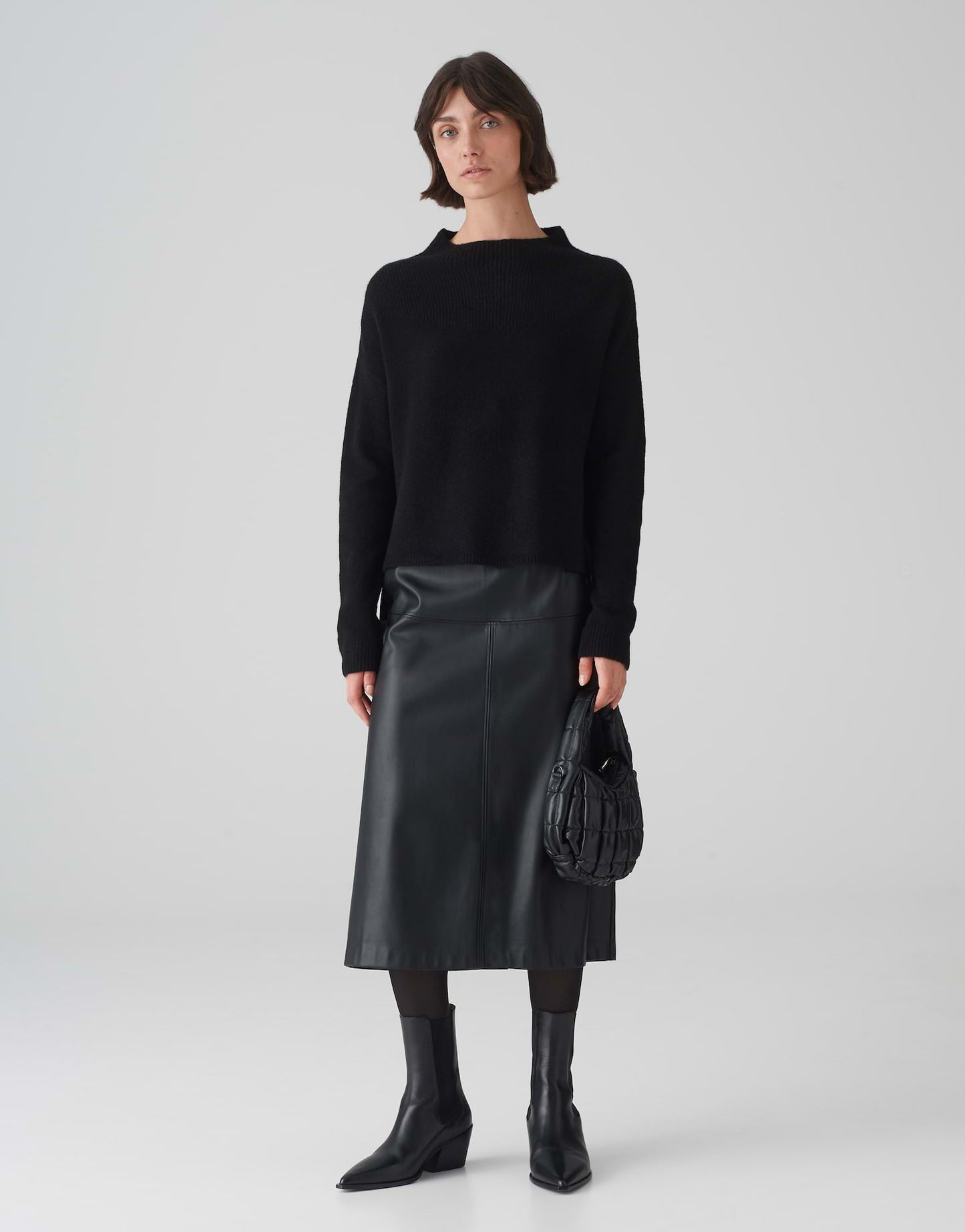 Pasika (Black)