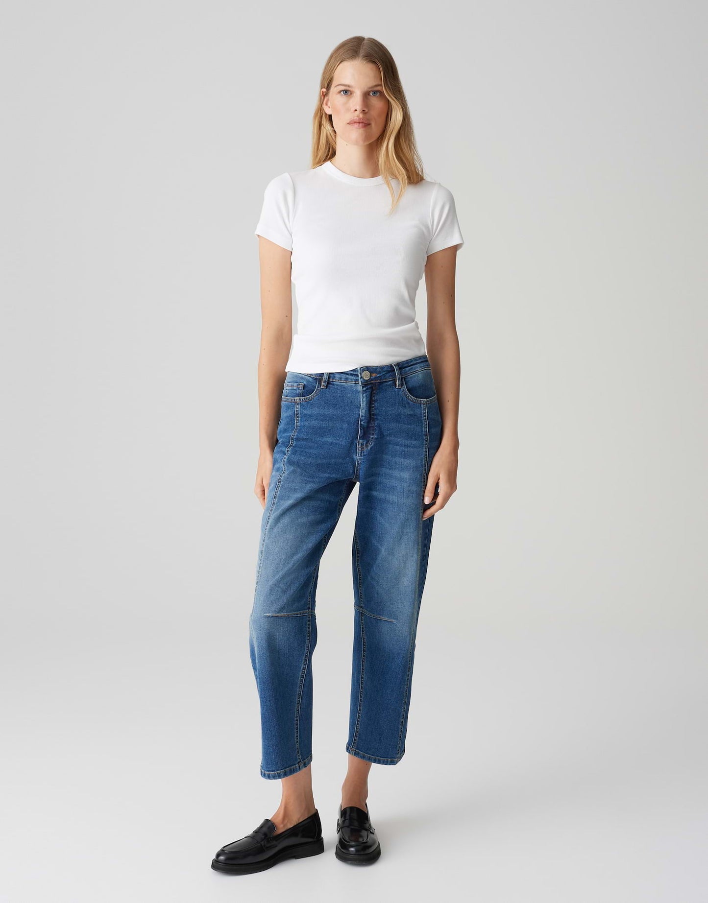 Samuna (White)