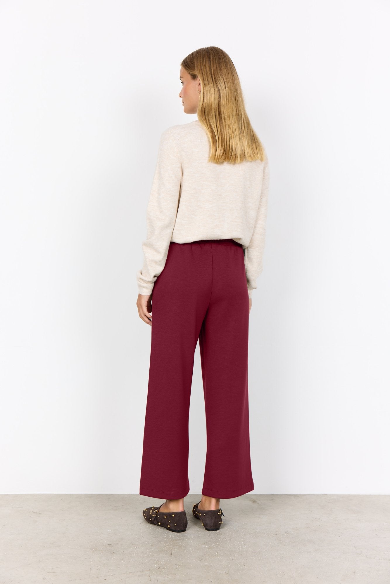 Sc-banu 33 (Dark Red)