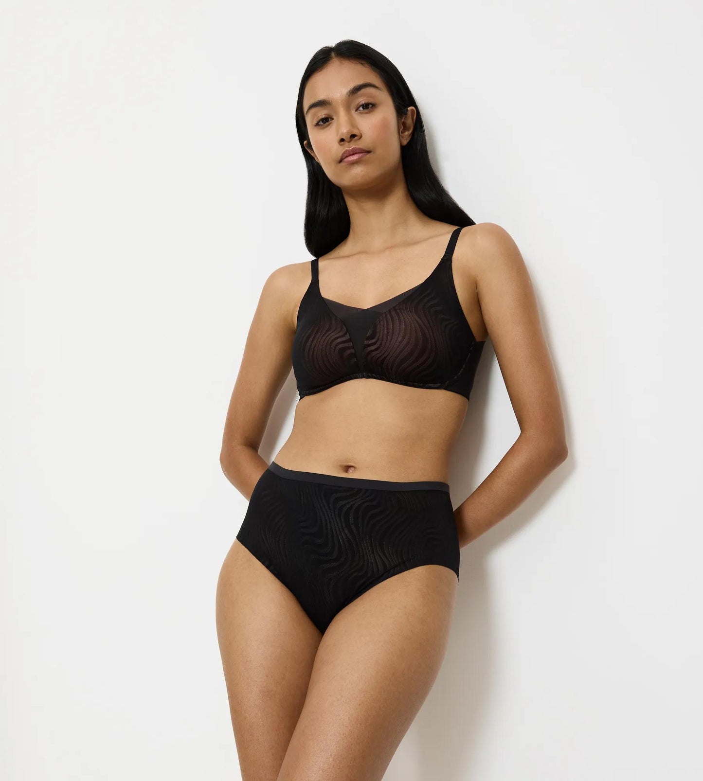 Triumph Shape Smart Ellipse P (Black)