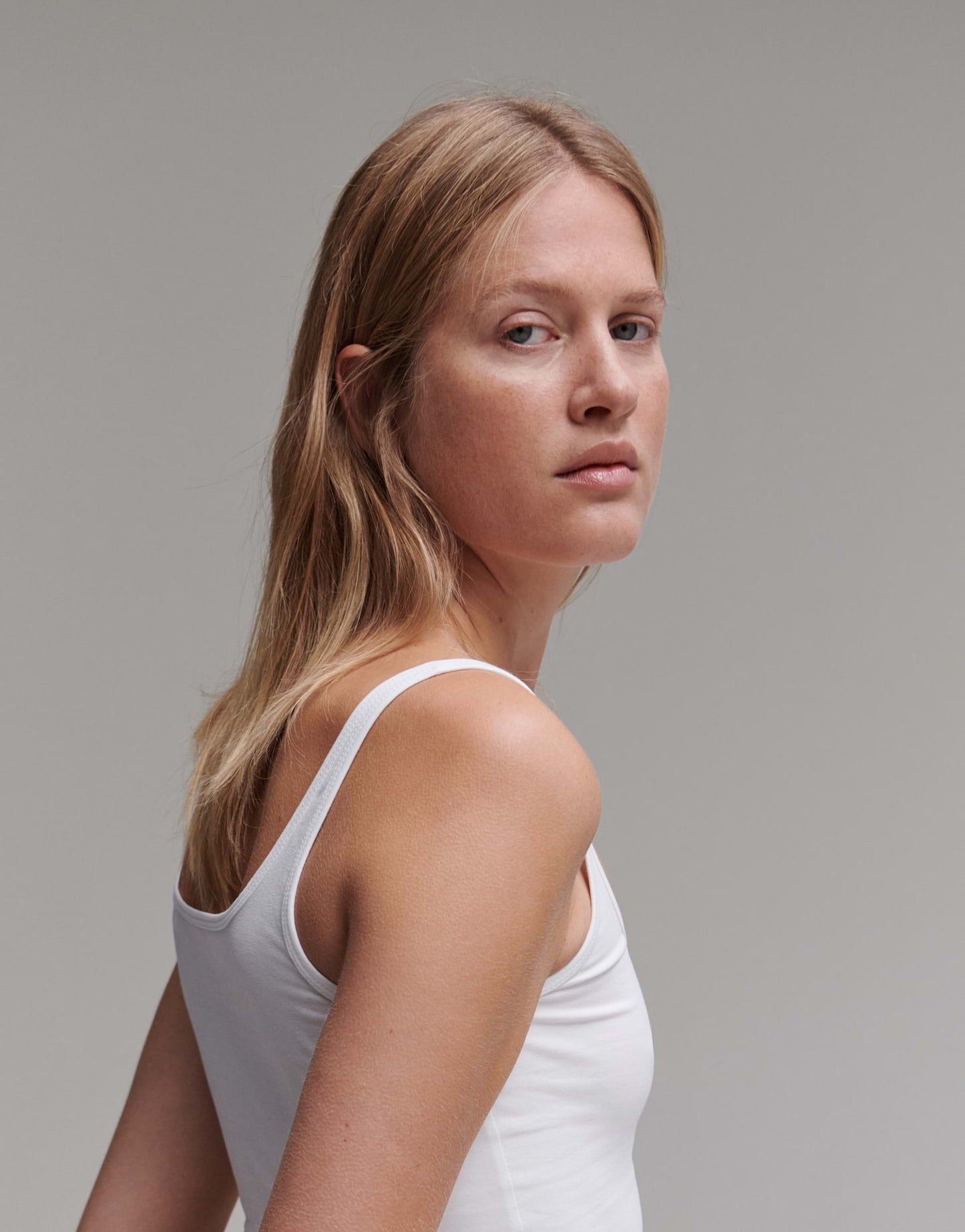Ina (White)