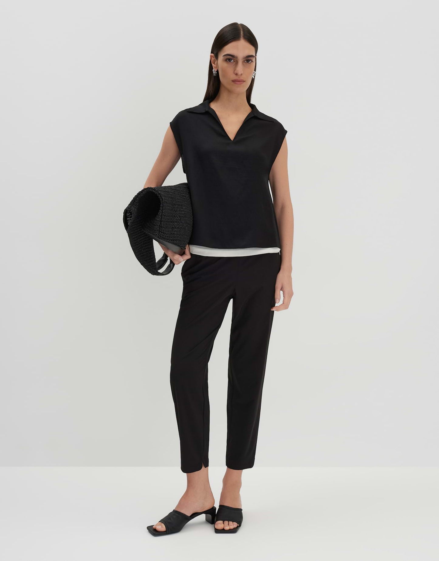 Zlaya (Black)