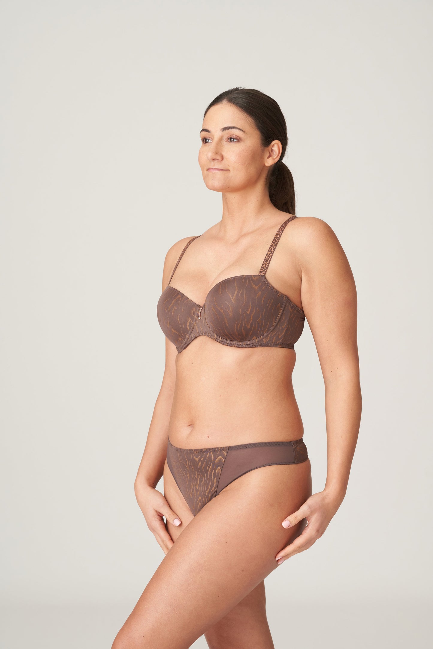 PENN STATION Praliné Coeur String (Pau)