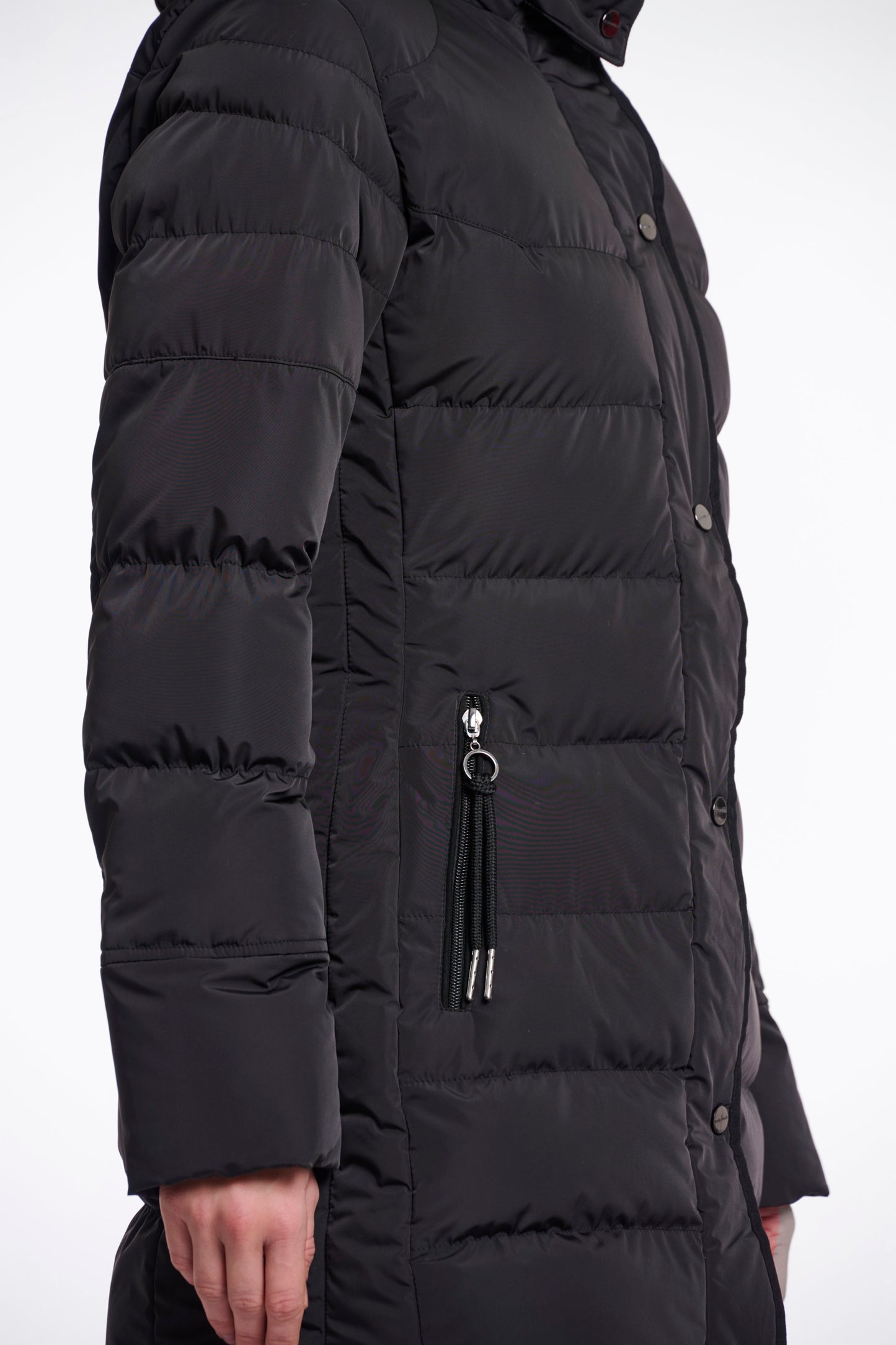 Nusa.7002512 (Black)