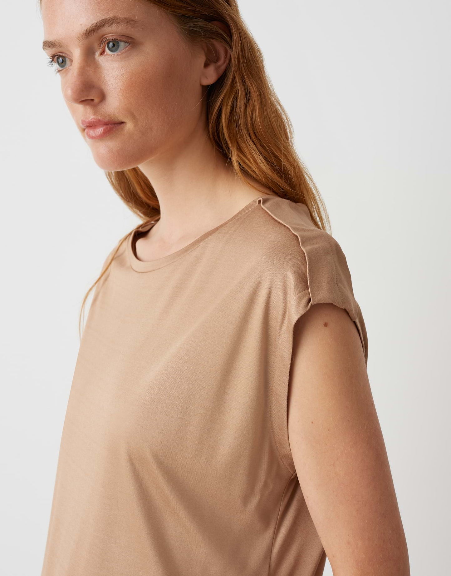 Sestern (Creamy Camel)