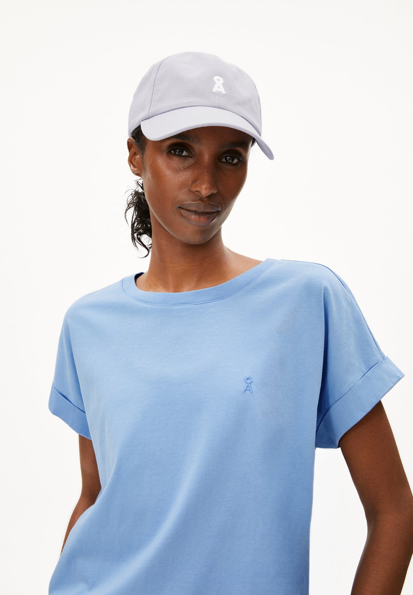 Idaara (Silky Blue)