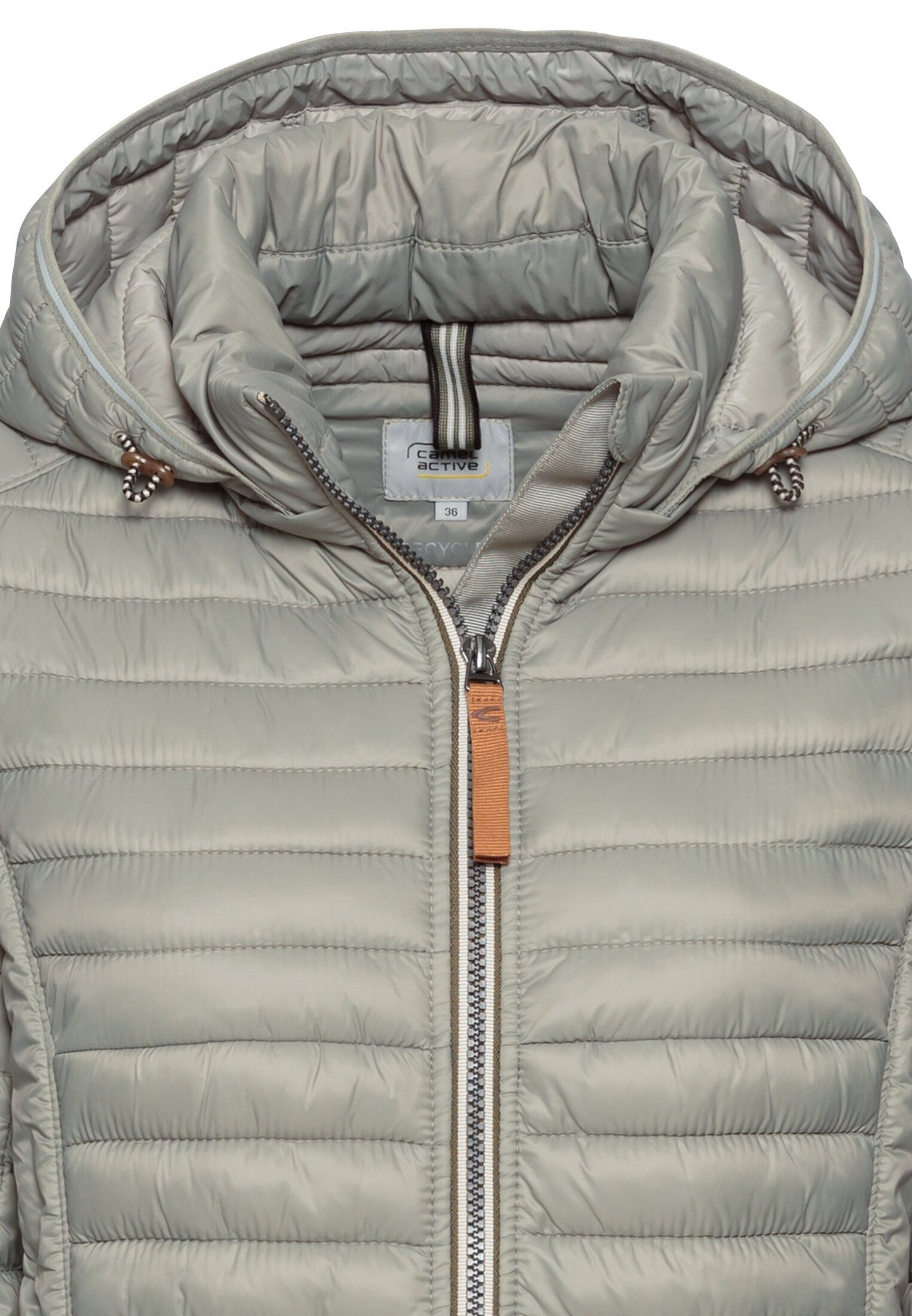 Leichte Steppjacke aus recyceltem Polyamid (Sage)