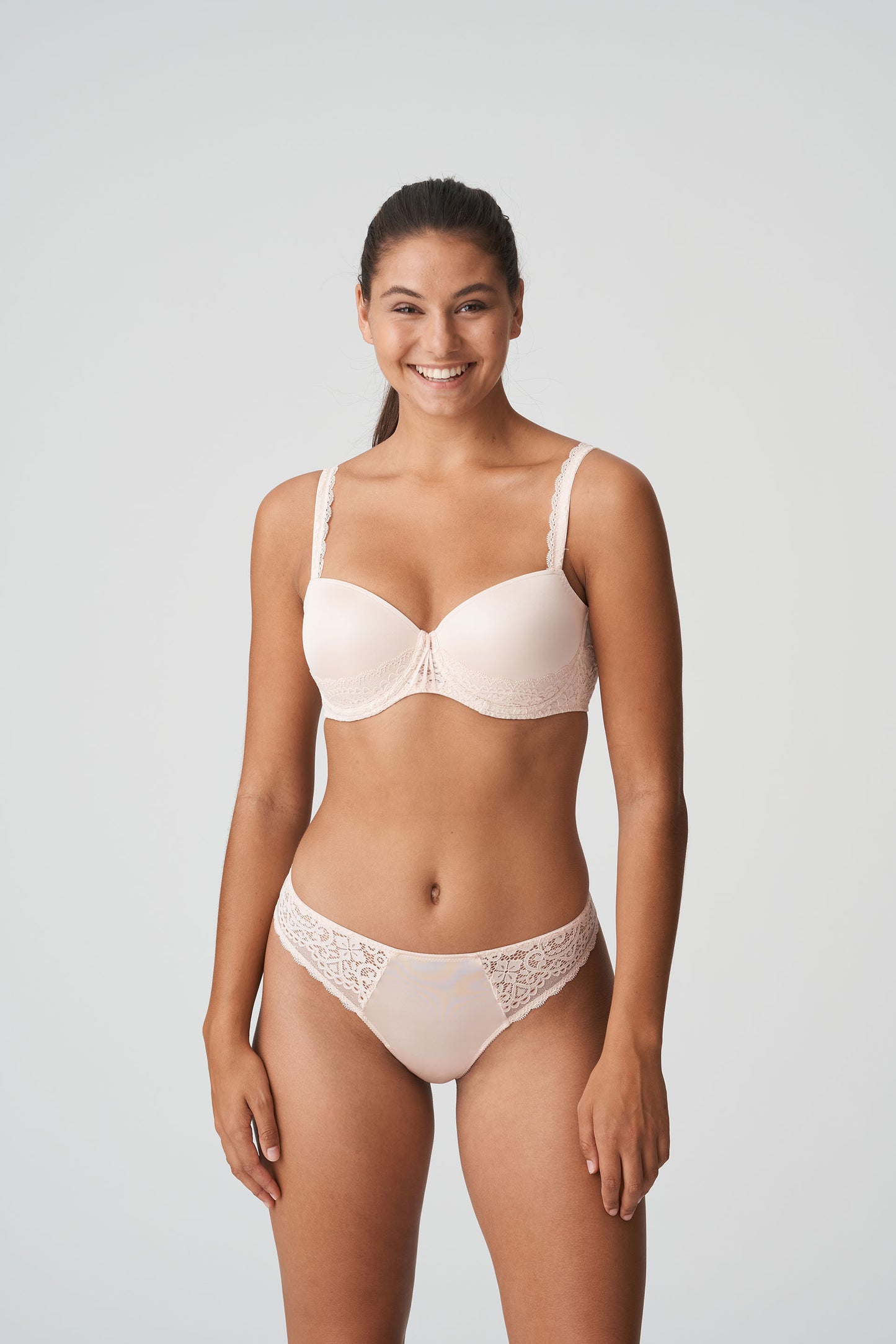 I DO silky tan String (Skt)