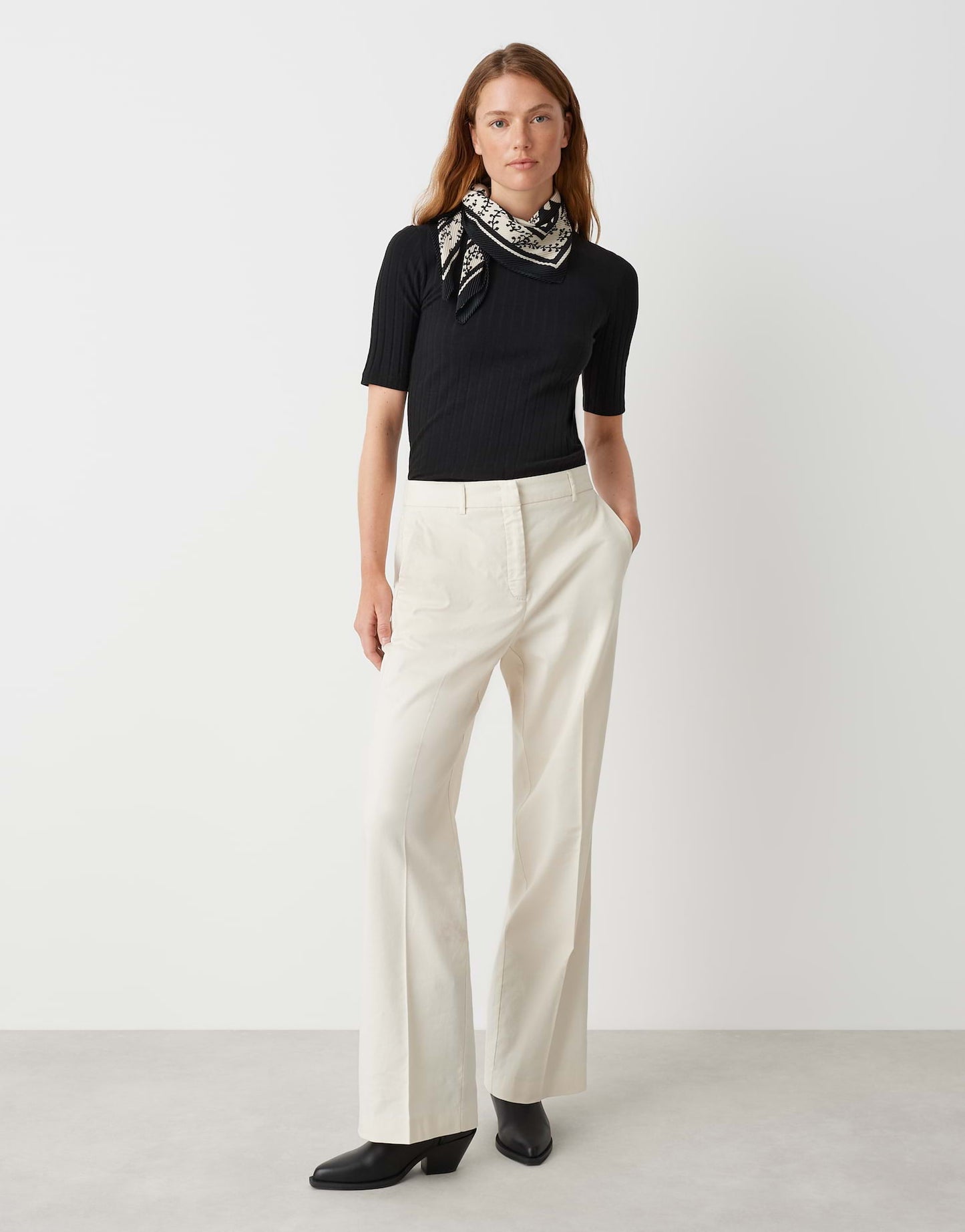Savka (Black)