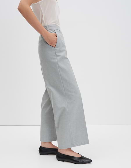 Cevil cropped